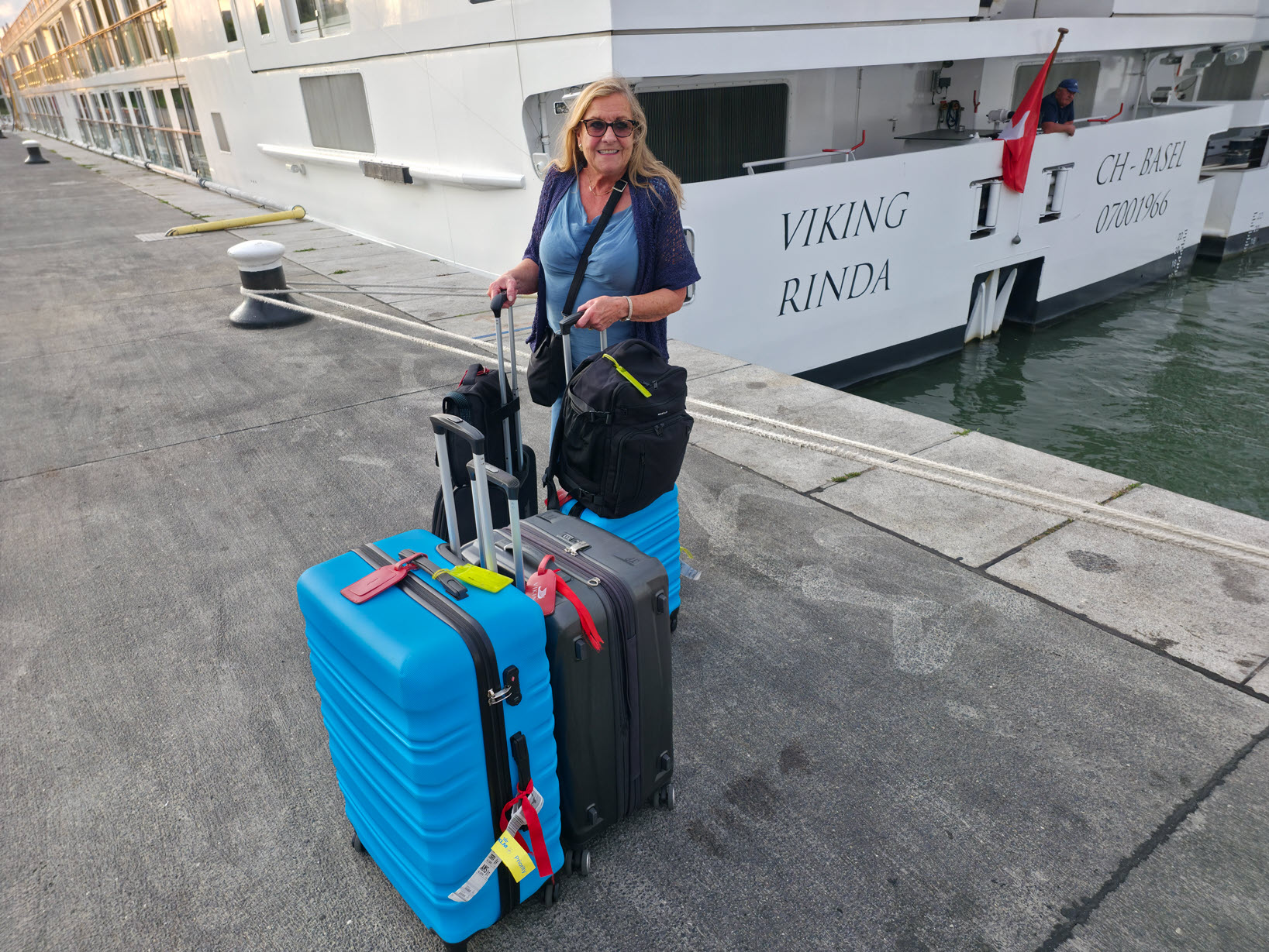 At the Rinda with luggage